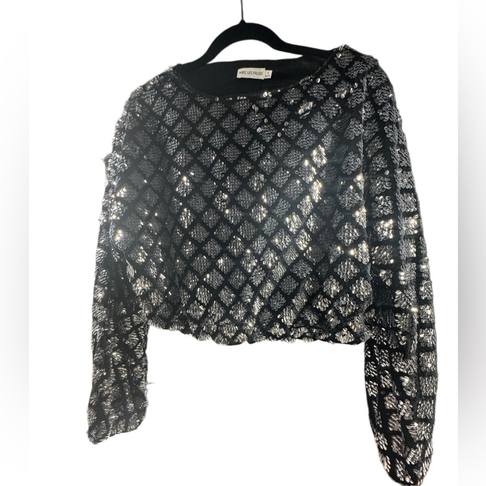 NWT Nordstrom Black and Silver Sequin Blouse